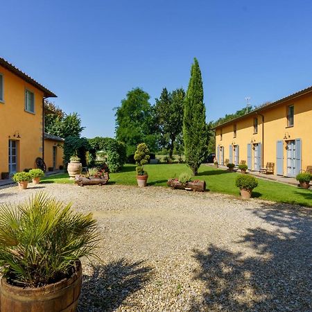 בית הארחה ארצו 	La Scuderia Casa Vacanze מראה חיצוני תמונה