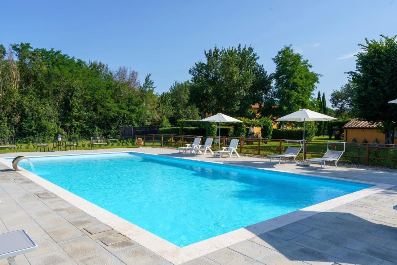 בית הארחה ארצו 	La Scuderia Casa Vacanze מראה חיצוני תמונה